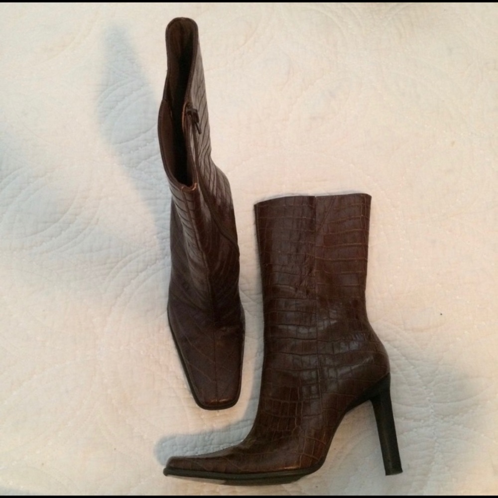 NWOT Crocodile Embossed Leather Boots